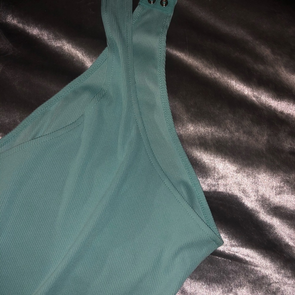 Forever 21 - Picture 3 of 3
